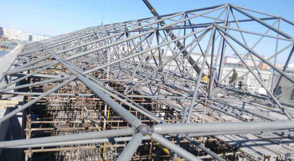 和田细数网架装配中抉择应用钢结构对室第的优势